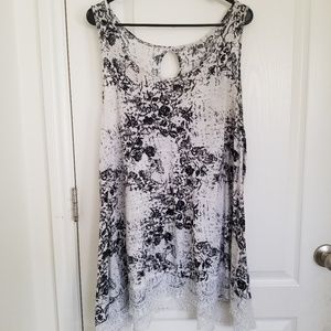 Flowy Tank With Lace